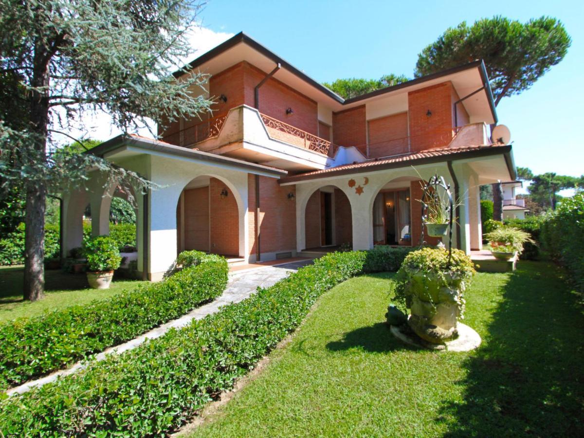 Villa Marcella By Interhome Forte dei Marmi Exterior photo